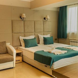 Vemara City Boutique Hotel-Free Parking